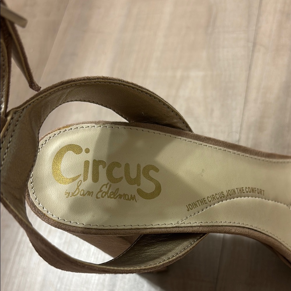Circus by Sam Edelman Elegant Tan Women's Heels - Picture 5 of 9